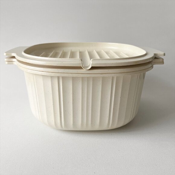 Vintage Rubbermaid Microwave Cookware Set Bacon Tray 3QT Casserole Strainer 3pc - Picture 13 of 13